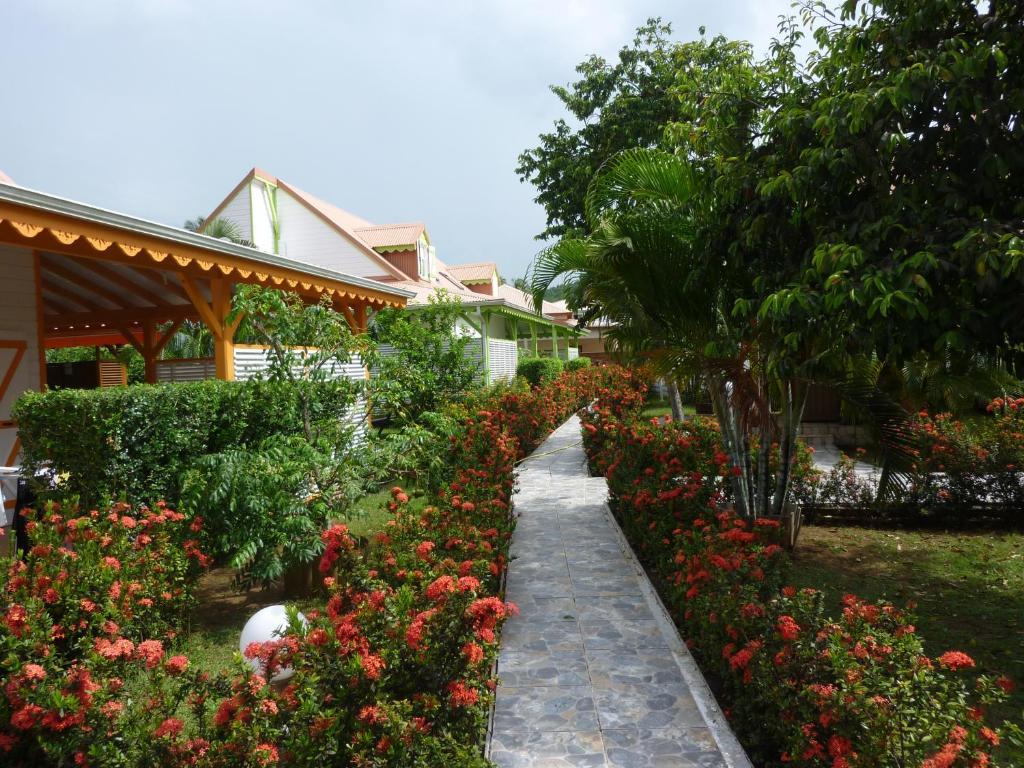 Residence Simona Deshaies Exterior foto