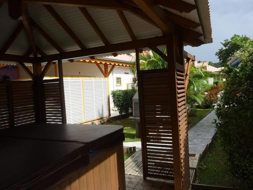 Residence Simona Deshaies Exterior foto